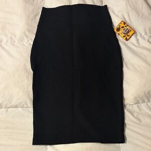 Elegant Black Pencil Skirt
